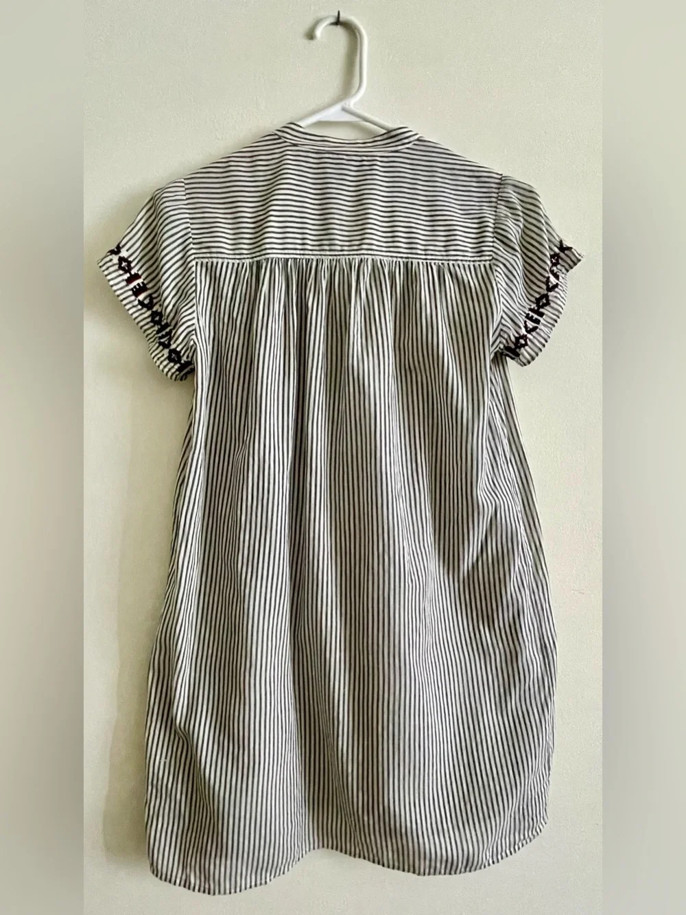 🐘 J. Crew Black and White Striped Embroidered V-Neck Tunic Dress 🐘